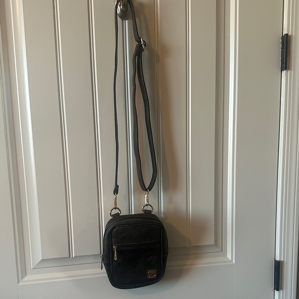 Pink Cove cross body purse